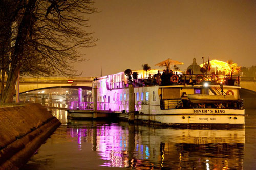 river-s-king-peniche-exterieur-reveillon-du-31-decembre-2011-paris-blog-grand-hotel-francais